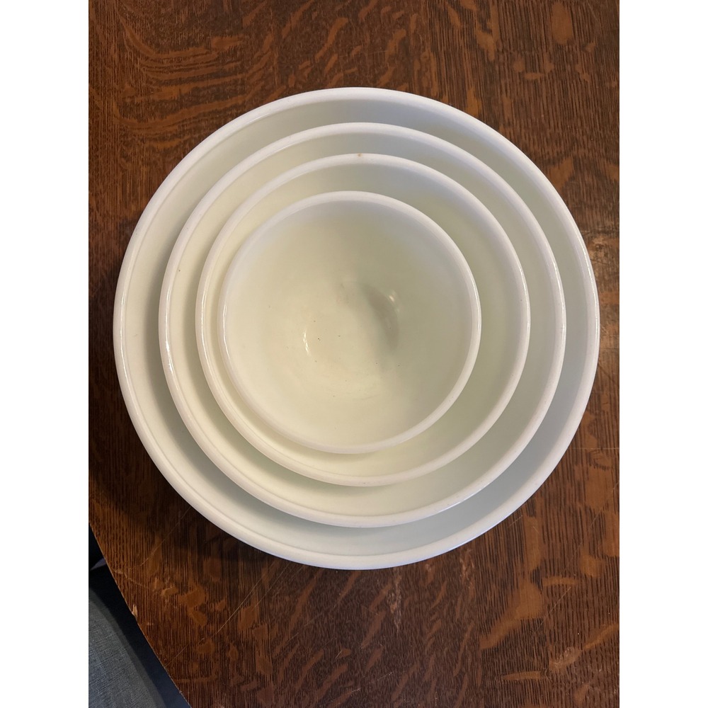 Vintage‎ Pyrex White Milk Glass Nesting Mixing Bowl Set 4 Piece 401 402 403 404